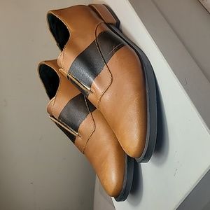 Musta London tan and brown slip-on shoes size 38(US 7.5)